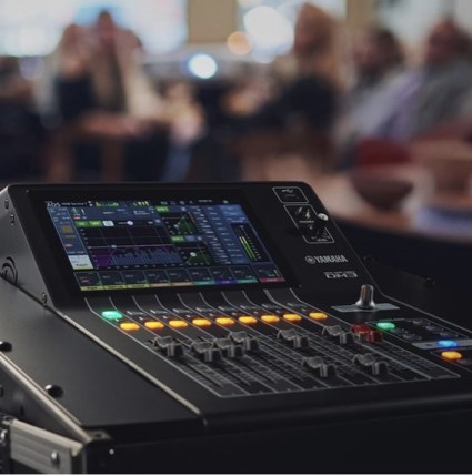Yamaha DM3 digitale mengtafel